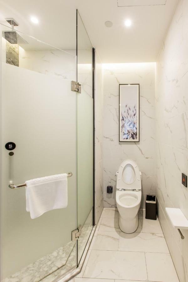Howard Johnson By Wyndham Life Zhuoyuan Ningbo Bagian luar foto